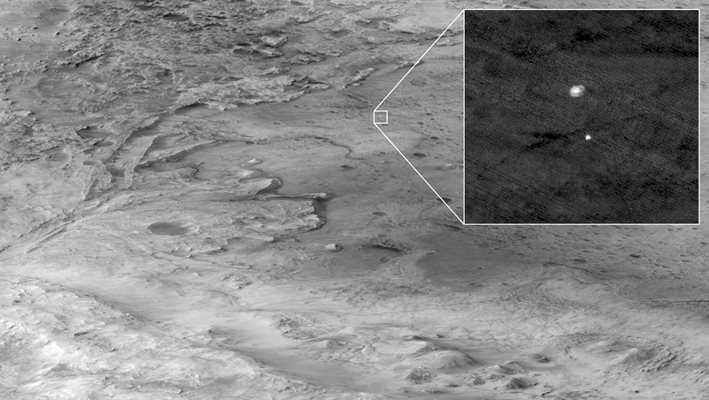 Разкриха тайно послание в парашута на "Пърсивиърънс" на Марс СНИМКА: РОЙТЕРС