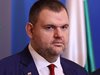 Пеевски: Министрите на транспорта и МВР да се заемат с проблема на превозвачите на ГКПП „Видин”