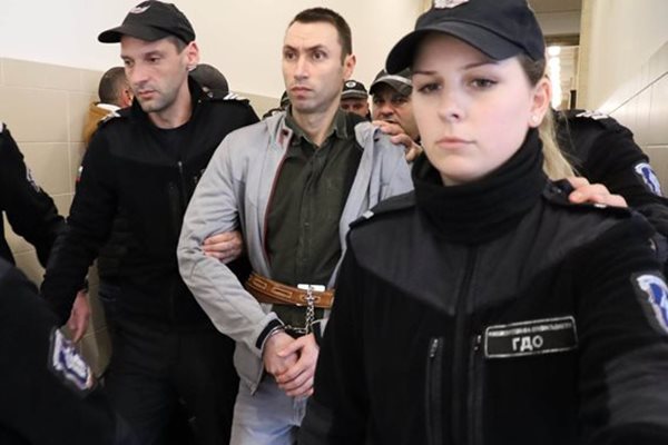 Орлин Владимиров е обвинен за убийството на жена си Евгения