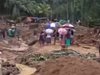 Циклонът "Мора" връхлетя Бангладеш, над 1 млн души са евакуирани (Видео)