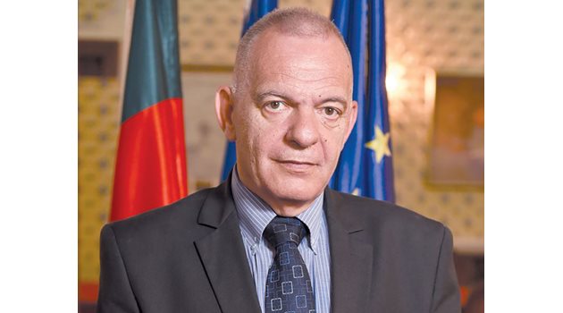Посланикът на България в Букурещ Радко Влайков СНИМКА: МВнР