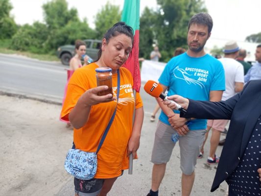 Ето така изглежда водата в Брестовица