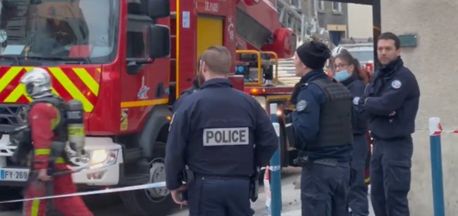 Експлозия в Париж, има ранени (Видео)