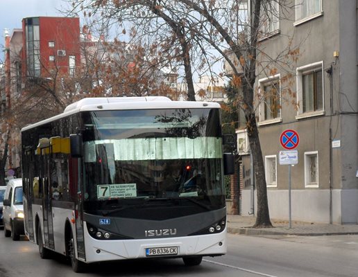 Автобусите по линия №7 в Пловдив ще се движат с делнично разписание.