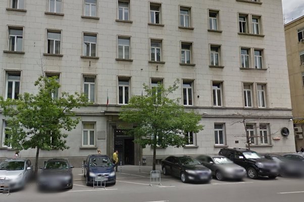 Сградата на Върховния административен съд в София Снимка: Google street view