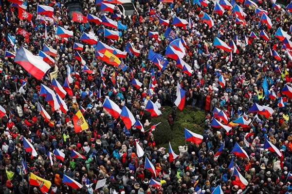 Протестите в Прага СНИМКА: РОЙТЕРС
