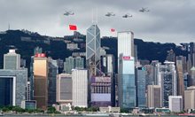 Си Цзинпин посети Хонконг по повод 25-та годишнина от връщането му на Китай