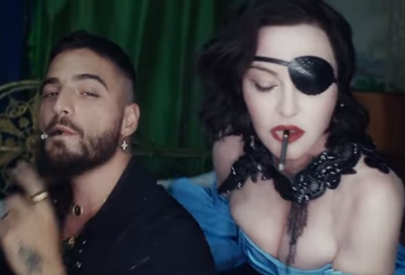 Малума и Мадона в клипа на песента "Medellin" Кадър: Youtube/Madonna