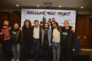 Intelligent Music Project с Рони Ромеро представят България на Евровизия (Обновена)