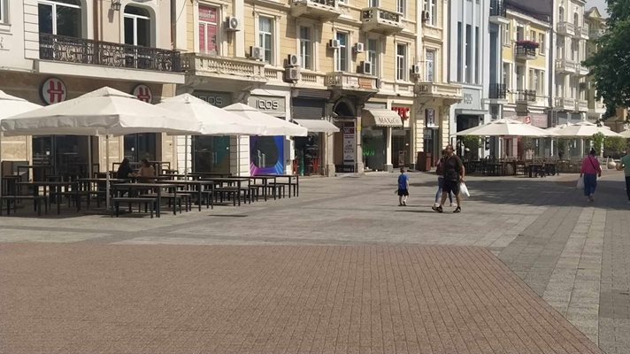 Слънчева и гореща събота ни очаква, до 34° в Пловдив