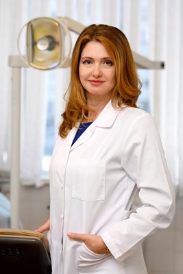 д-р Йорданка Панайотова, пародонтолог.
