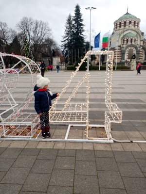 Поздравление Сергея Ложечника и Инессы Белуш с Днем матери