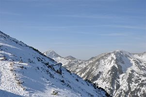 Ясно, слънчево и тихо е в планините тази сутрин