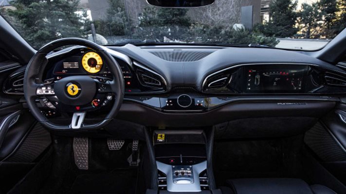 Новите модели на Ferrari ще са с извити OLED дисплеи