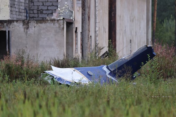 Останки от катастрофиралия самолет на Пригожин