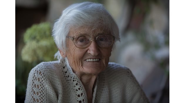 На 5 септември Иванка Антонова навърши 90 г. СНИМКИ: ВАСИЛ ПЕТКОВ