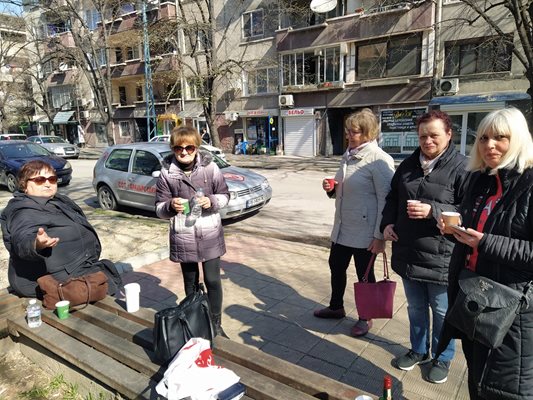 Държим пазарът да си остане, категорични са тези дами.