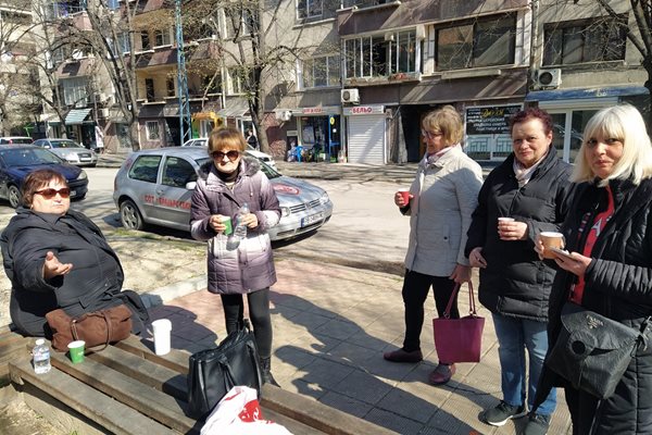 Държим пазарът да си остане, категорични са тези дами.