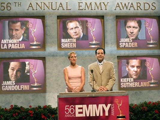 Шалуб заедно с актрисата Еди Фалко обявяват номинация на 56-ата церемония на тв наградите “Еми”.