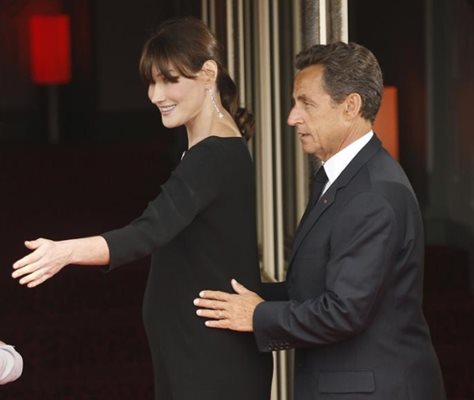 Карла Бруни и Никола Саркози през 2011 г.