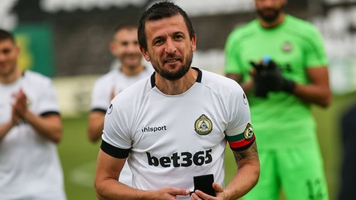 Дарко Тасевски става треньор