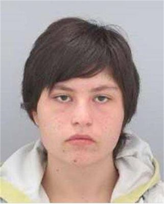 15-годишната Мелани Методиева от София, кв. “Княжево” е в неизвестност от 7 октомври 2013 г.,