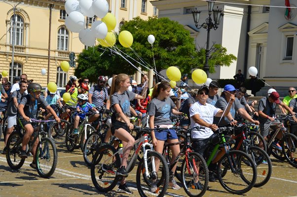 Спортни звезди повеждат в неделя велошествие за по-чист въздух в София