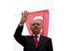 Фермери подаряват на Ердоган вол, белязан със символа на Турция