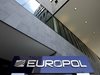 Европол: Организираната престъпност проникна във всички сфери в ЕС