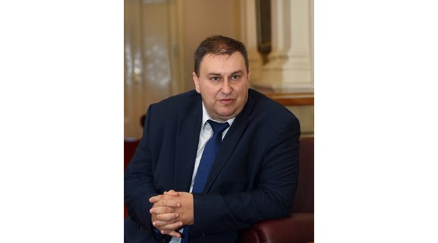 Емил Радев, евродепутат от ЕНП/ГЕРБ