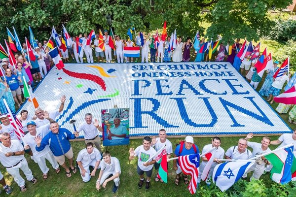 Русе е поредният град от планираните дестинации, през които ще премине Факелът на мира от международната щафета Пробег на мира.
Снимка: Община Русе