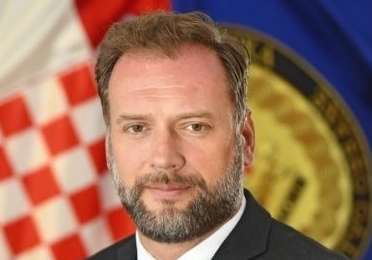 Хърватският министър на отбраната пристигна на официално посещение в Сараево