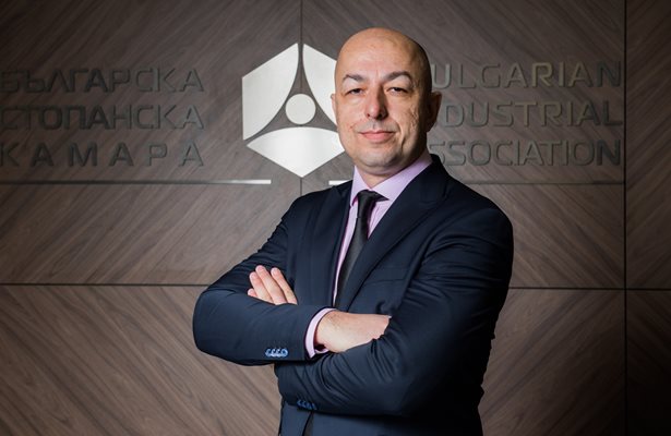 Щерьо Ножаров, икономически съветник в Българската стопанска камара