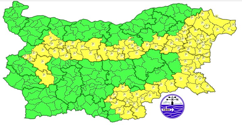 Жълт код за силен вятър в 15 области у нас
Снимка: НИХМ