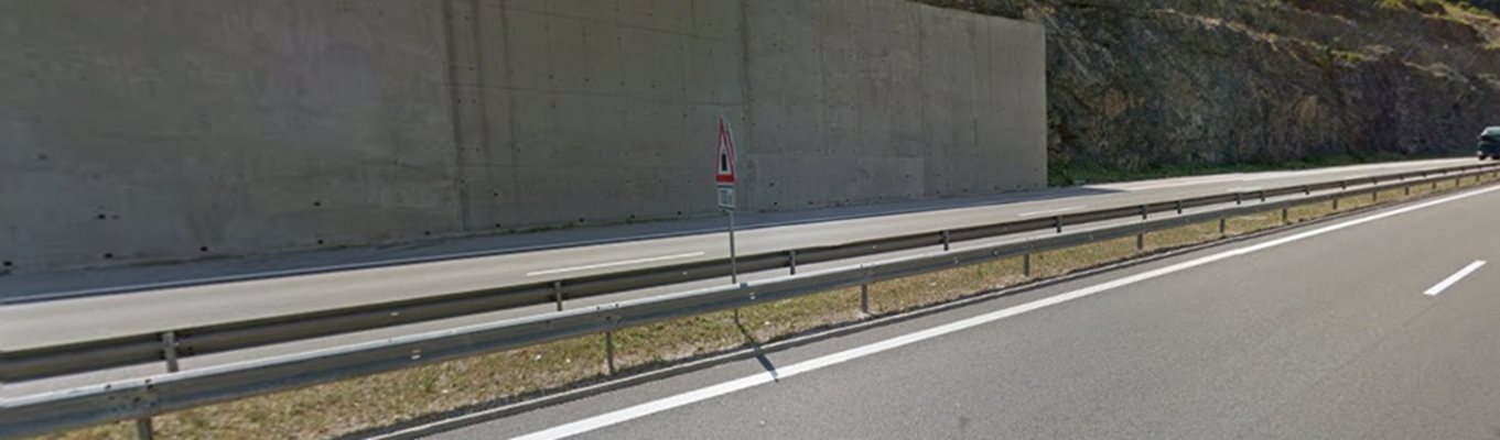 Временно движението е само в изпреварващата лента в участъка от км 8-ми до км 9-ти на АМ "Люлин" в посока Перник. СНИМКА: Google Street View