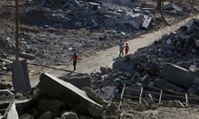 Децата на Газа очакват смъртта си - без вода, храна и семейства