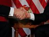 Макрон: Ръкостискането ми с президента на САЩ не беше невинно (обзор)