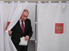 Владимир Путин гласува и заяви, че го устройва всеки резултат, ако спечели