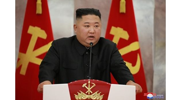 Южнокорейски дипломат: Ким Чен Ун е в кома, сестра му поема властта