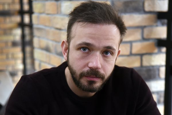Актьорът Алекс Алексиев: Татко не е в хоспис!