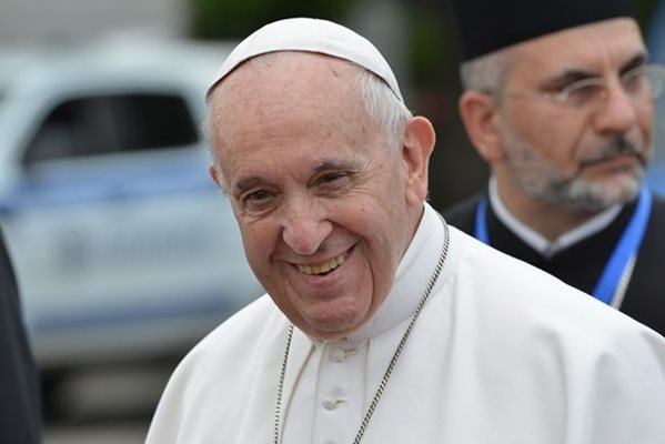 Папа Франциск осъди законите, които криминализират хомосексуалността