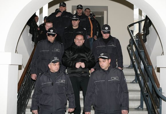 Васил Костов също е осъден на доживотен затвор.