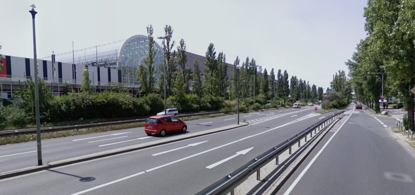 Българката е открита с прострелна рана на главата на "Теодор-Хойс Алее" във Франкфурт  СНИМКА: Гугъл стрийт вю