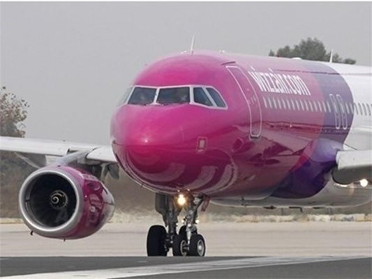Самолет на Wizz Air