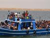 Близо 40 африкански мигранти загинаха</p><p>при потъването на корабче край Тунис