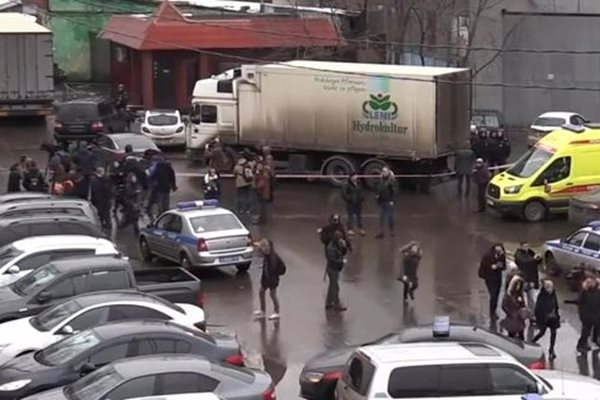 Руснак разстреля трима на улицата в Кримск и се самоуби (Обновена)