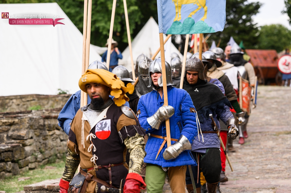 Реконструктори от 7 държави събира Средновековният фестивал на Царевец