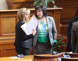 Мая Манолова има да си отмъщава на Корнелия Нинова още когато не я кандидатираха за президент през 2016 г.