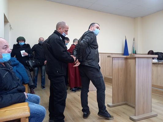 Ангел Караматев е в ареста по обвинения в различни измами. 