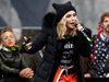 Мадона защити изказването си за "взривяване на Белия дом"